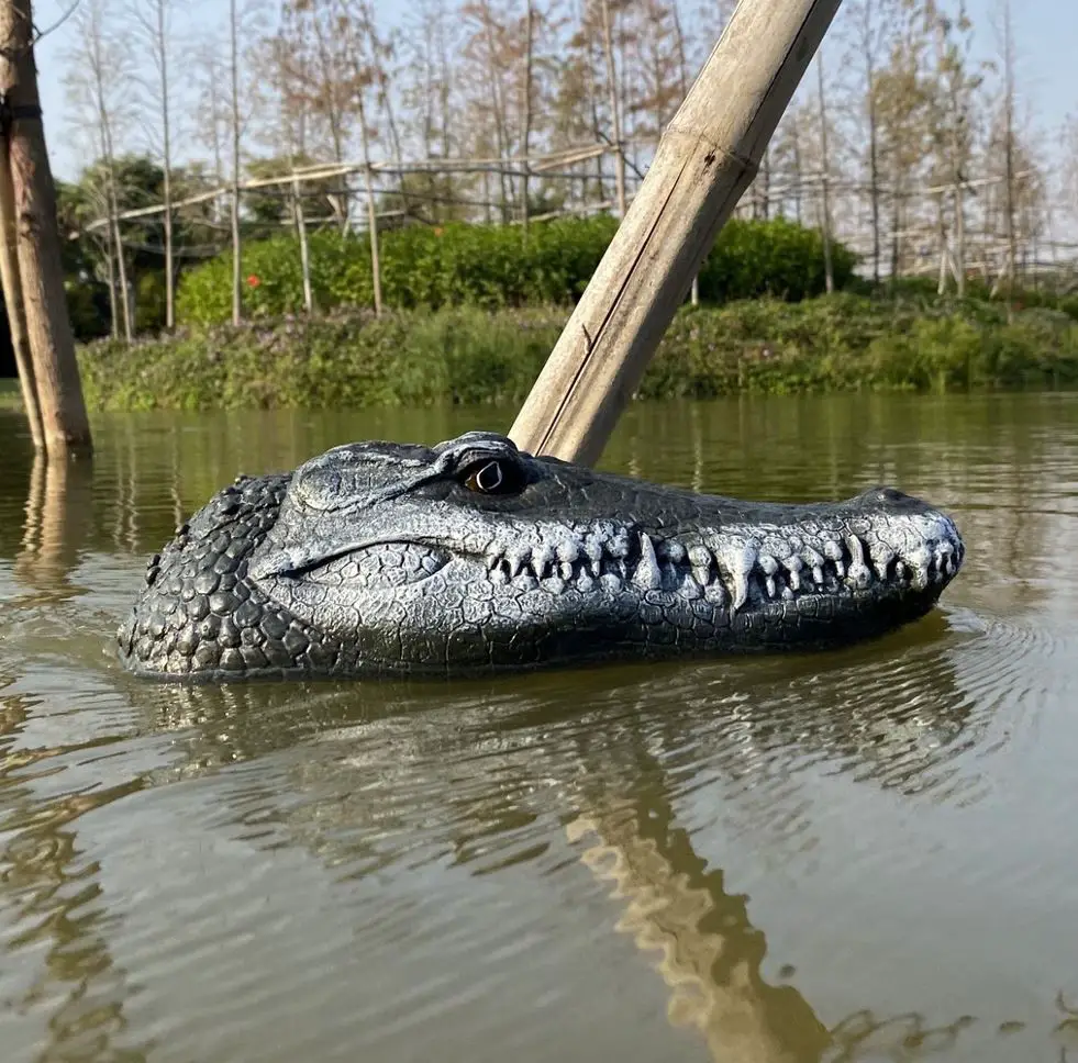 kepala buaya kawalan jauh