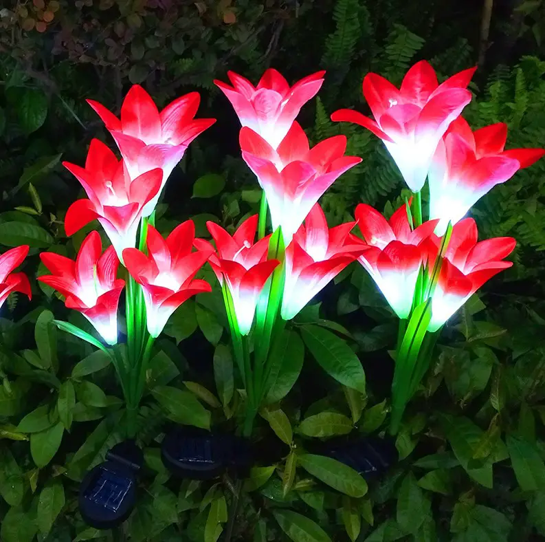 Lampu Bunga Lily Berkuasa Suria